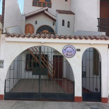 Hospedaje De Los Reyes Huarmey Bagian luar foto